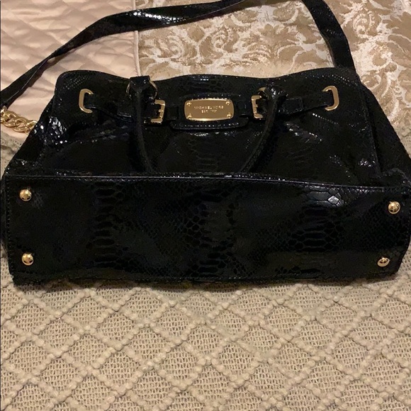 Michael Kors Hamilton Snakeskin Bag - Picture 6 of 6